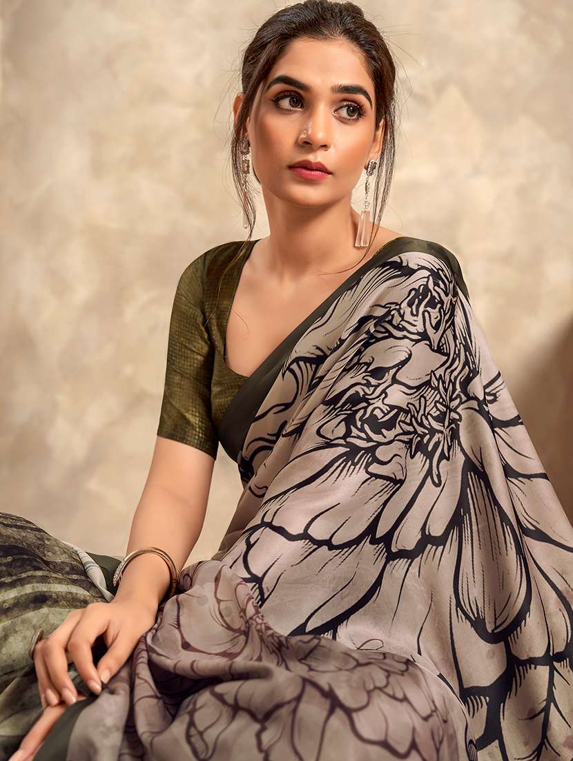 women printed casual wear saree with blouse - 22593499 -  Standard Image - 3
