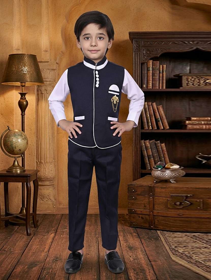 boys solid long sleeves suit set