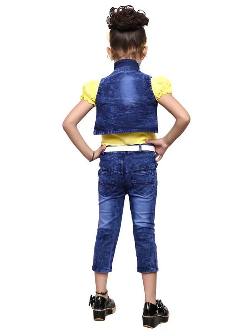 Girls Embellished Puff Sleeves Top And Capri Set - 22593577 -  Standard Image - 3