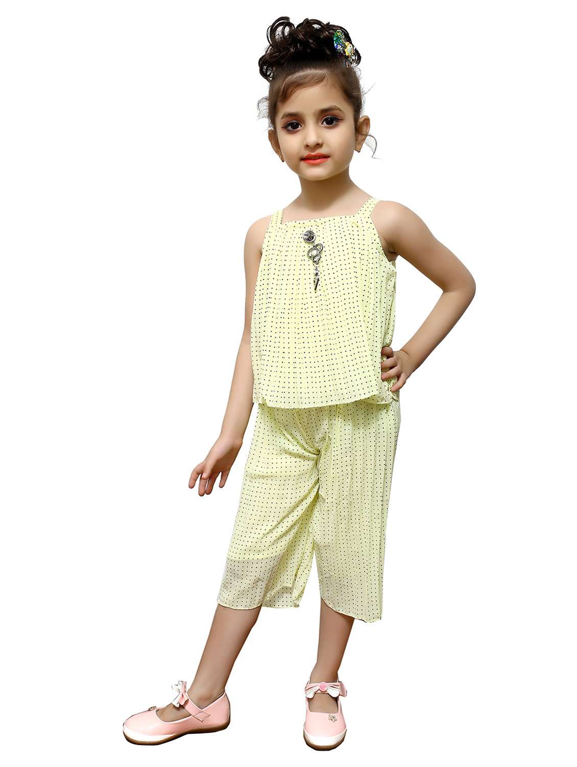 girls printed sleeveless top and capri set