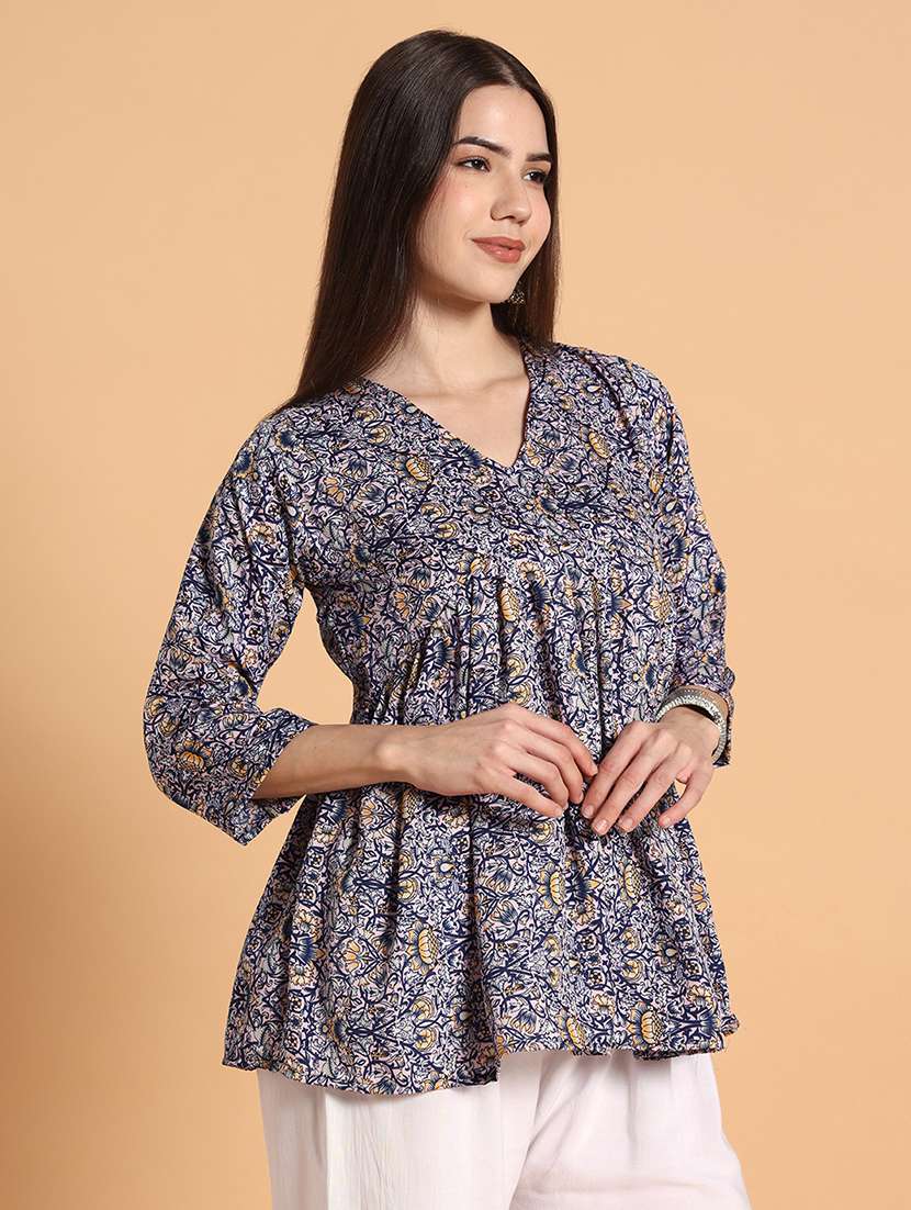 Women Printed Three Quarter Sleeves A-line Tunic - 22593586 -  Standard Image - 3