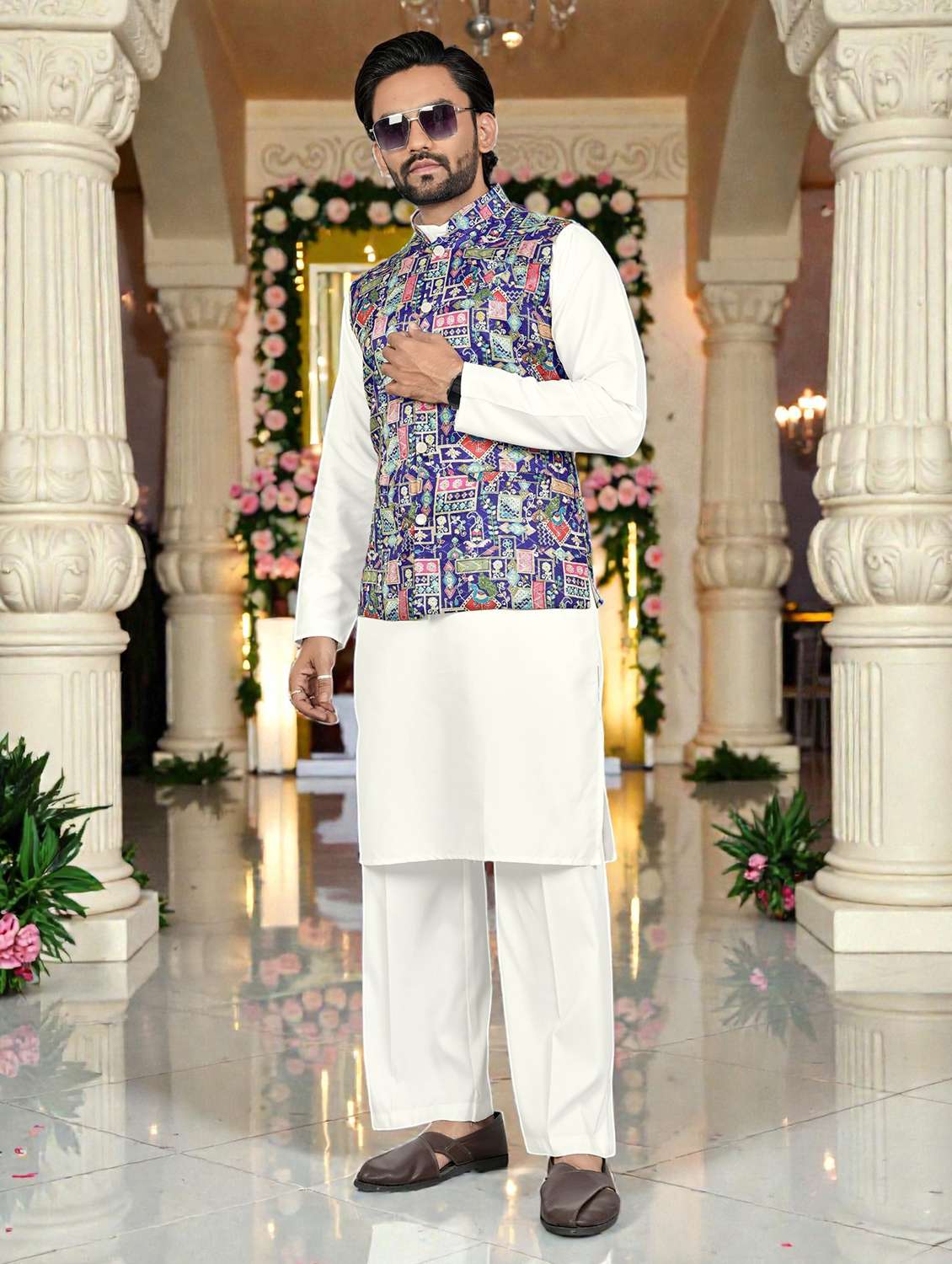 men printed mandarin neck kurta pyjama with jacket set