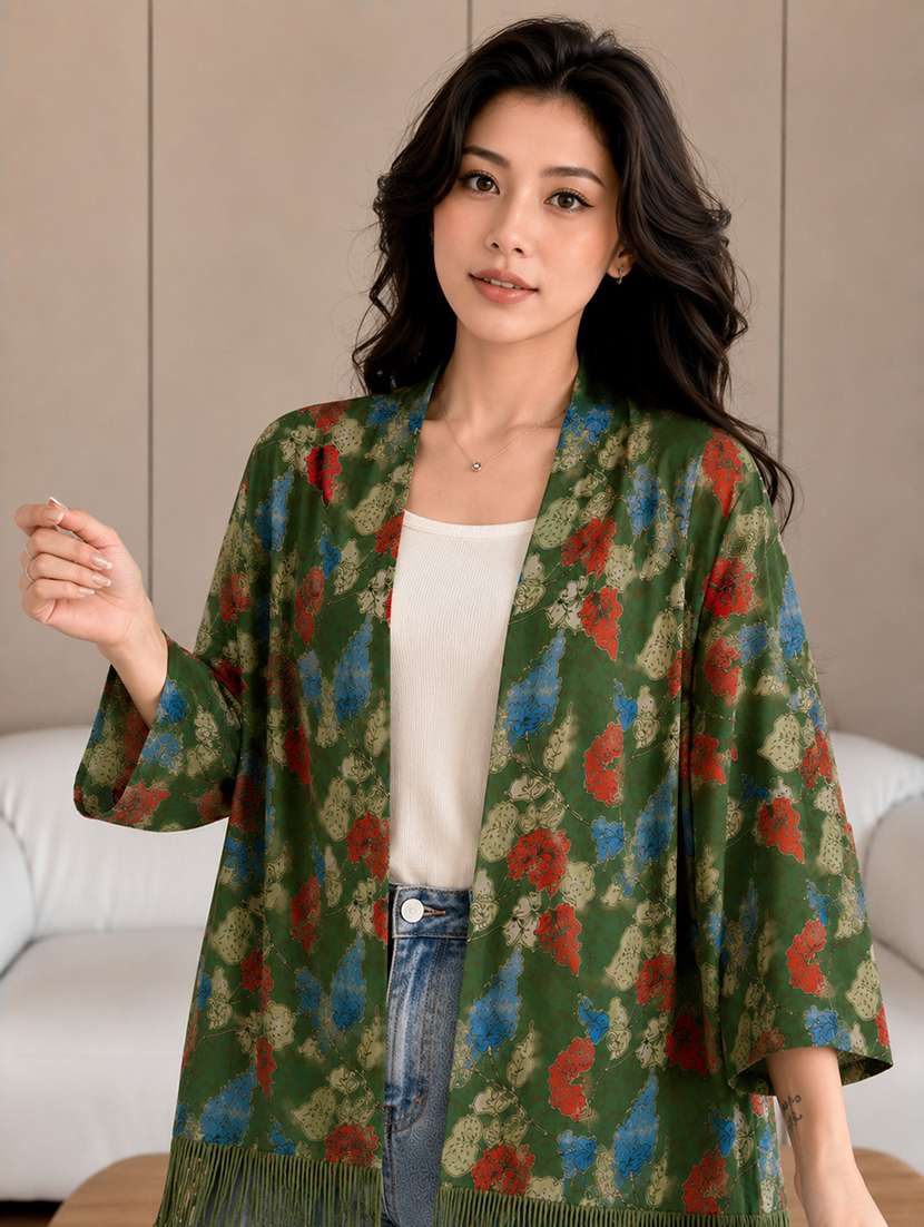 women printed three quarter sleeves regular shrug
