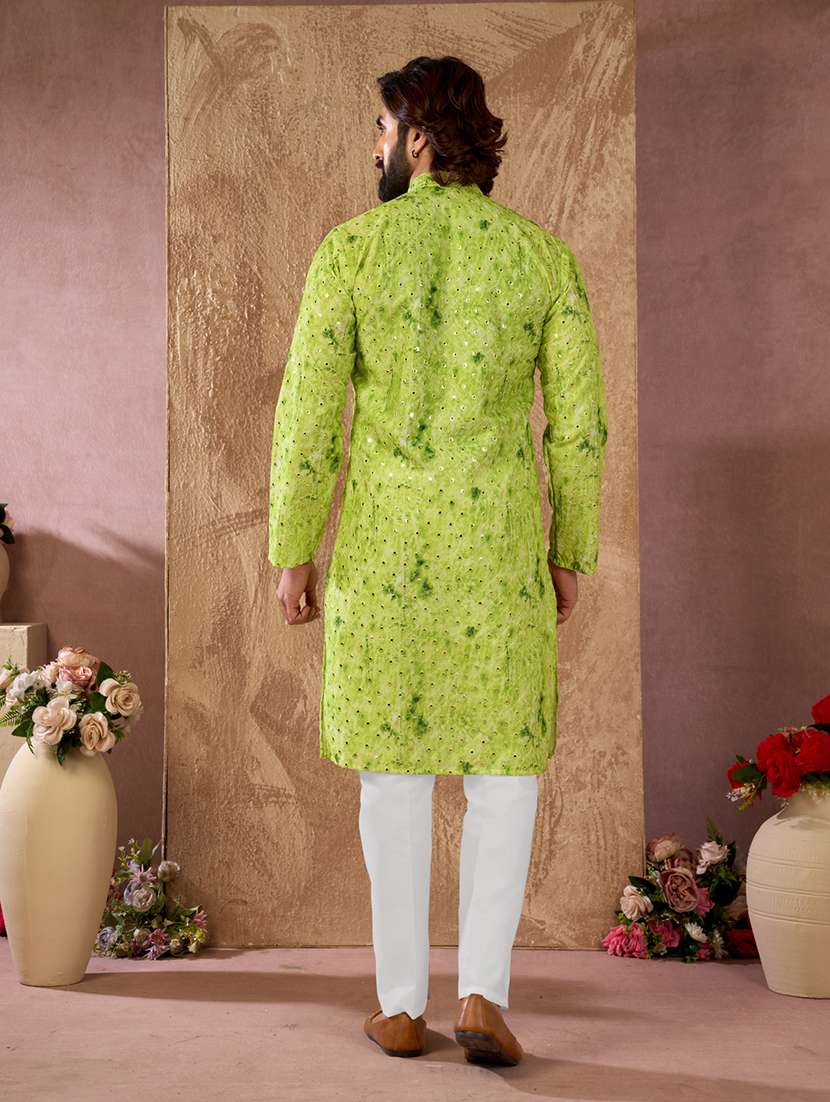 Men Printed Mandarin Neck Kurta Pyjama Set - 22594492 -  Standard Image - 3