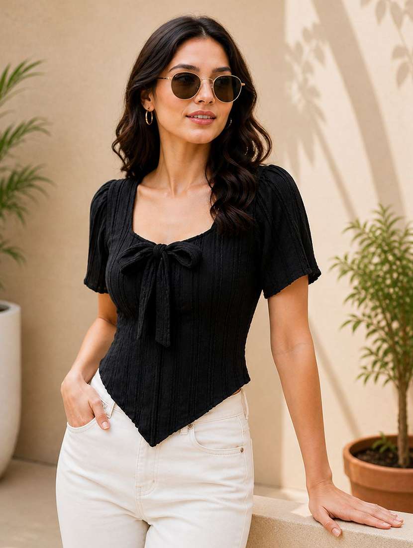 women self design short sleeves crop top