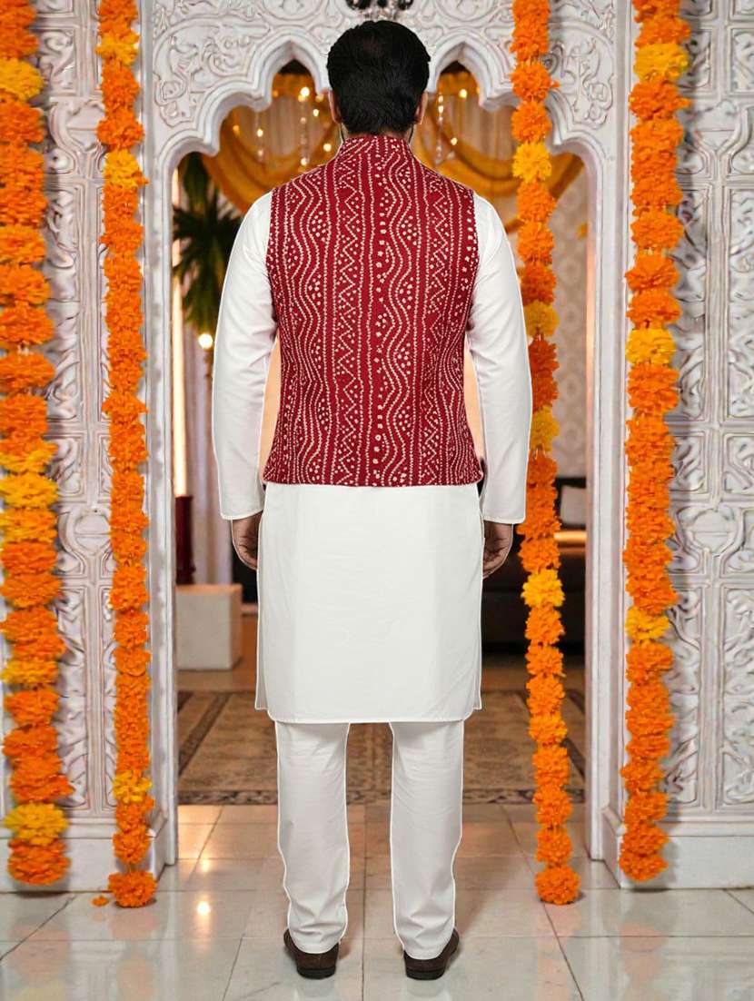 Men Bandhani Printed Mandarin Neck Nehru Jacket - 22595091 -  Standard Image - 3
