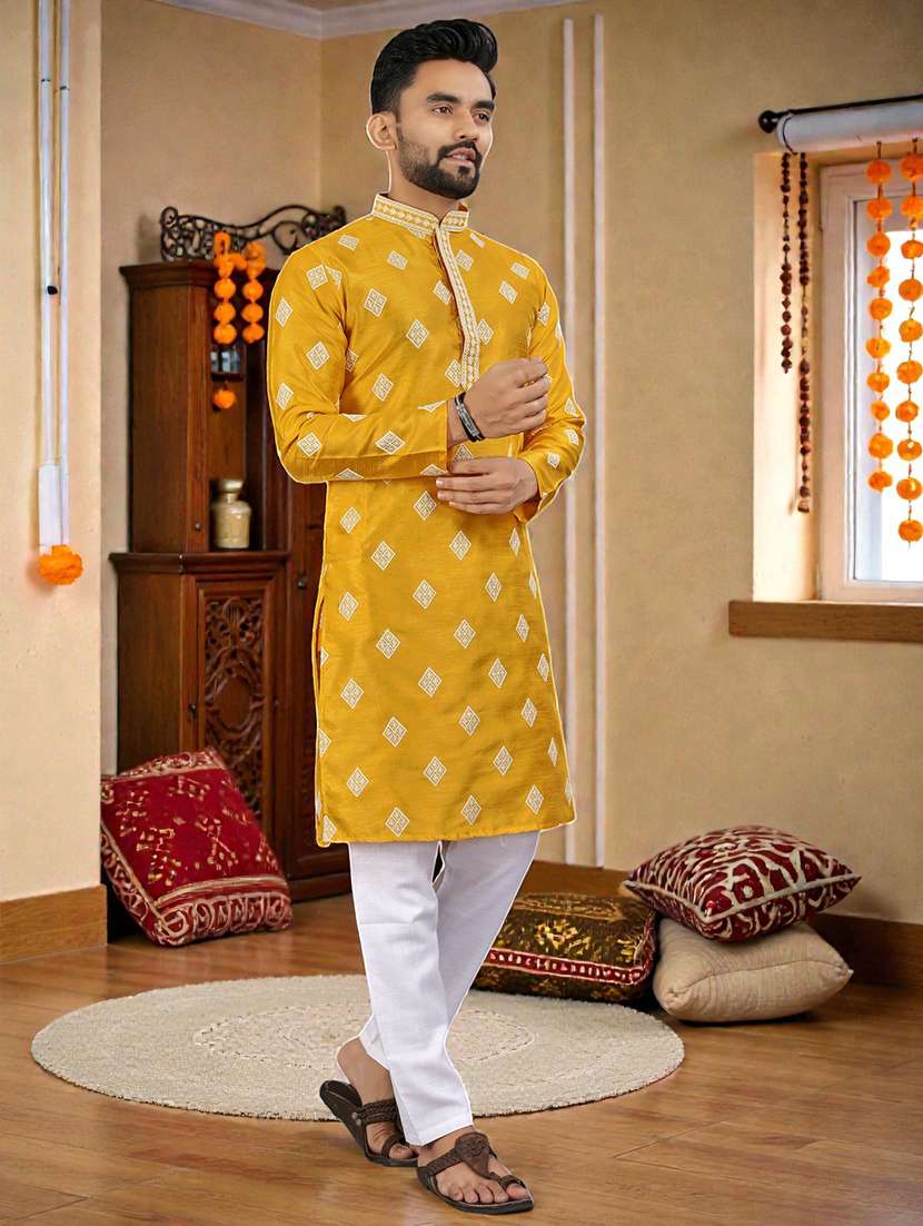 Men Solid With Work Mandarin Neck Long Kurta - 22595255 -  Standard Image - 3