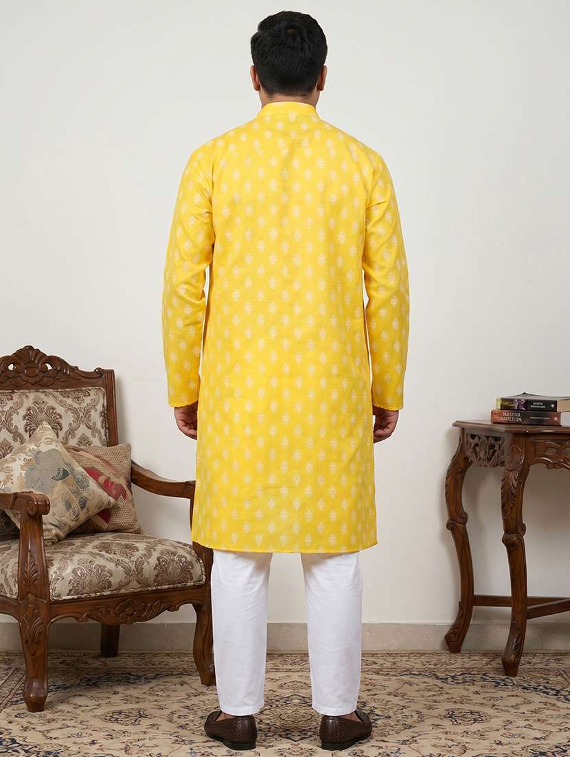 Men Printed Mandarin Neck Kurta Pyjama Set - 22595346 -  Standard Image - 3