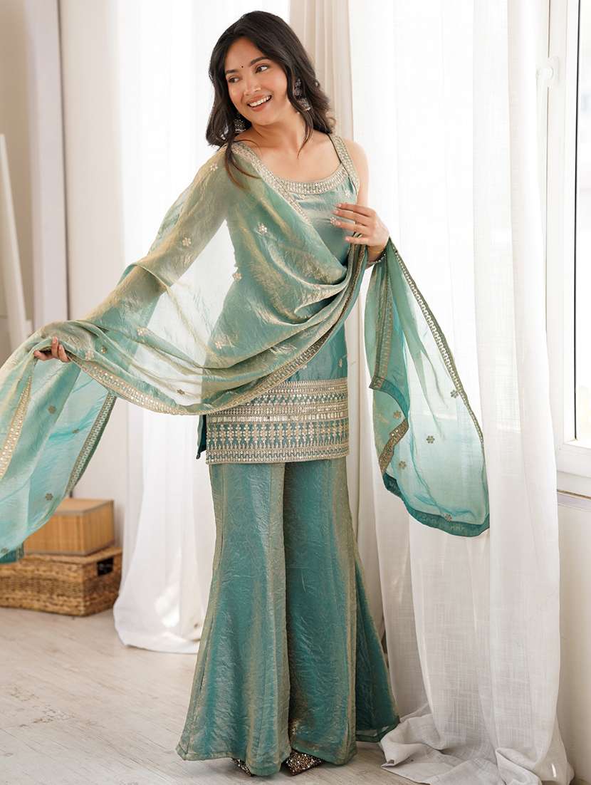 women embroidered sleeveless kurta palazzo set with dupatta - 22595387 -  Standard Image - 3