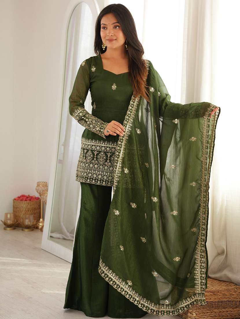 women embroidered long sleeves kurta palazzo set with dupatta