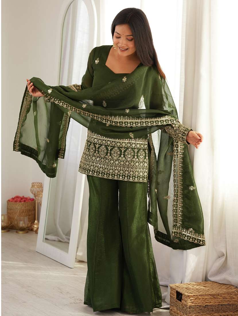 women embroidered long sleeves kurta palazzo set with dupatta - 22595389 -  Standard Image - 3