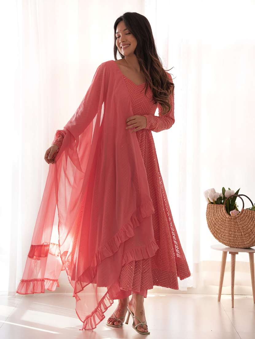 Women Embroidered Long Sleeves Kurta Pant Set With Dupatta - 22595401 -  Standard Image - 3