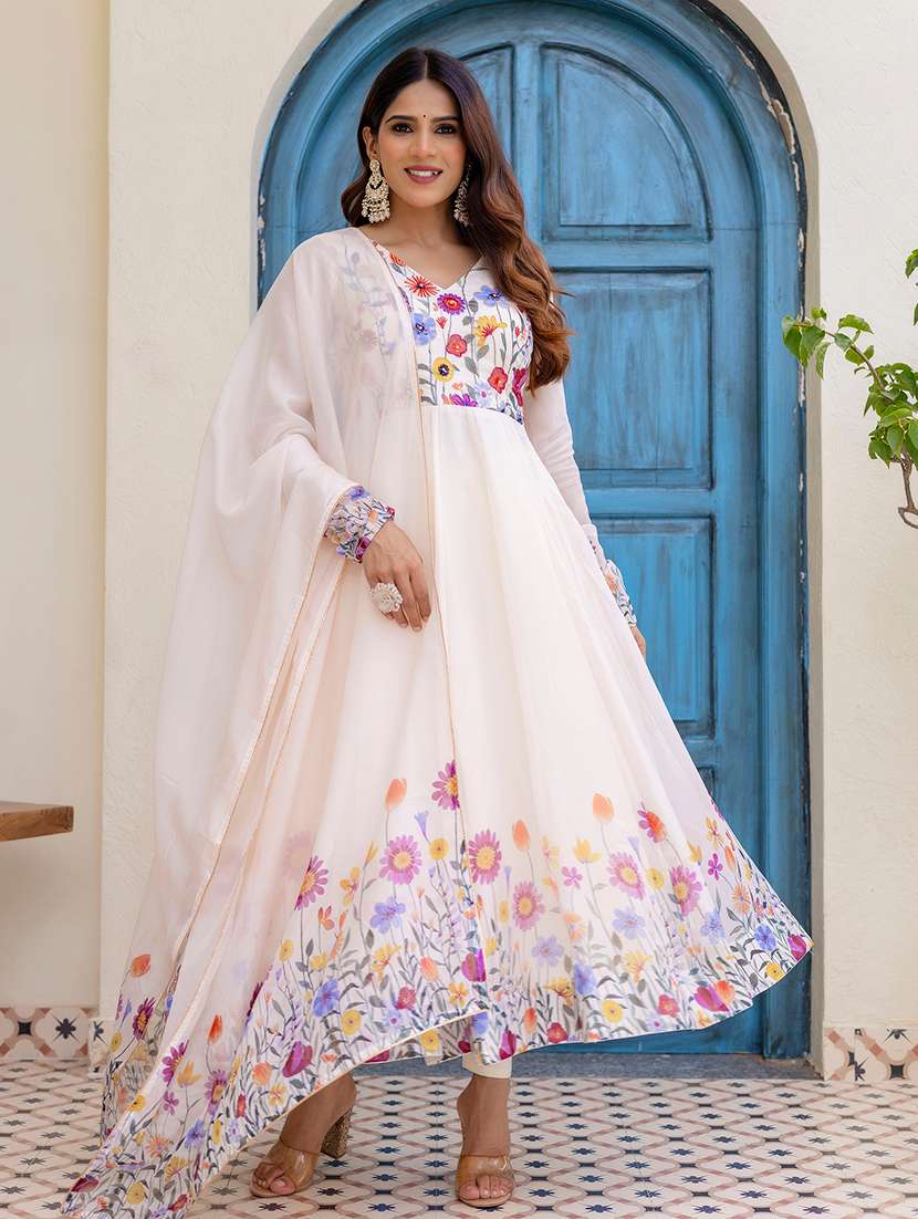women printed long sleeves kurta pant set with dupatta - 22595439 -  Standard Image - 3