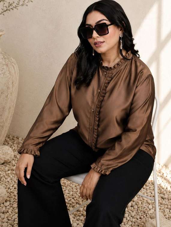 women solid long sleeves regular top