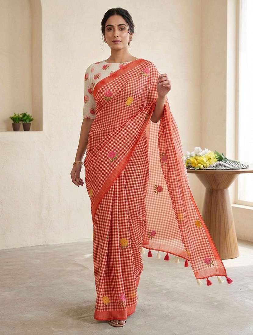 women printed casual wear saree with blouse