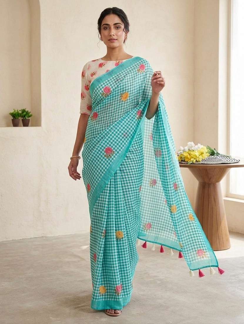 women printed casual wear saree with blouse