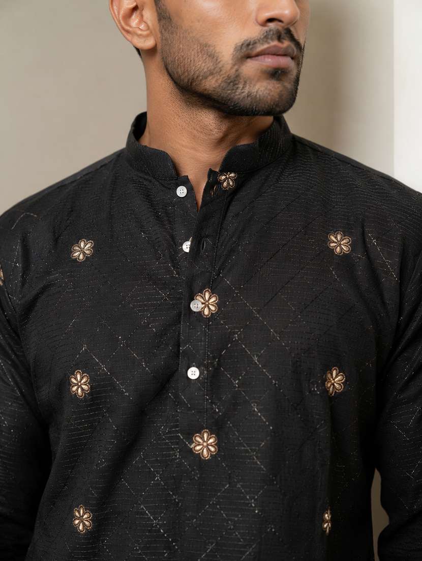 men solid with work mandarin neck short kurta - 22595944 -  Standard Image - 5