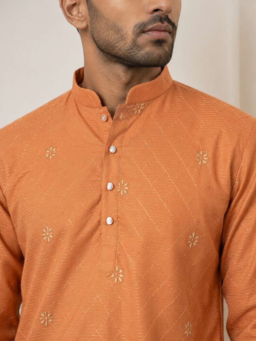 men solid with work mandarin neck short kurta - 22595945 -  Standard Image - 5