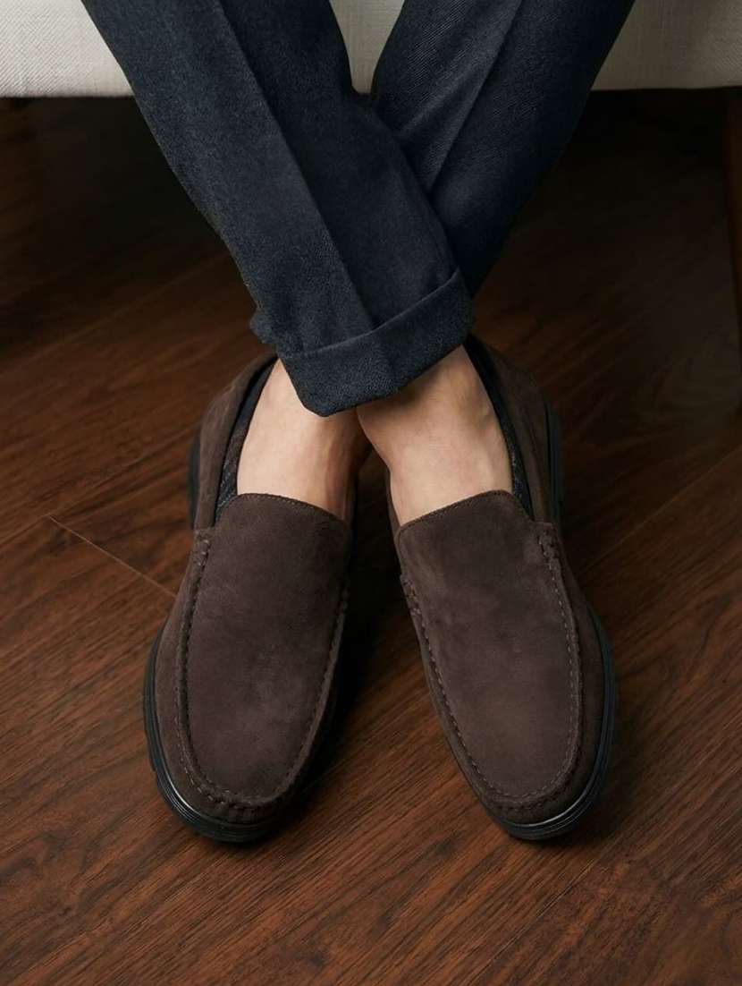 Men Solid Slip On Loafers - 22596196 -  Standard Image - 3