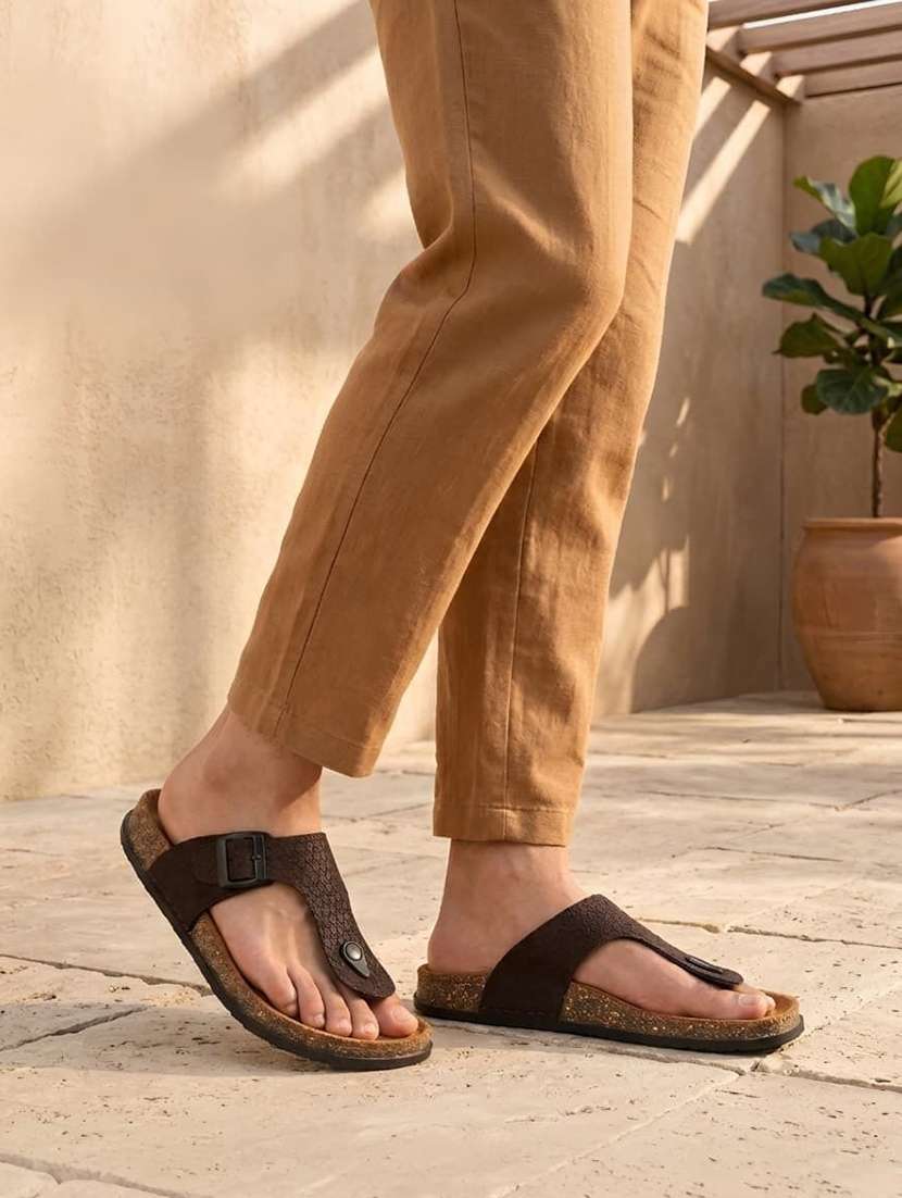 men textured toe separator sandal - 22596226 -  Standard Image - 3