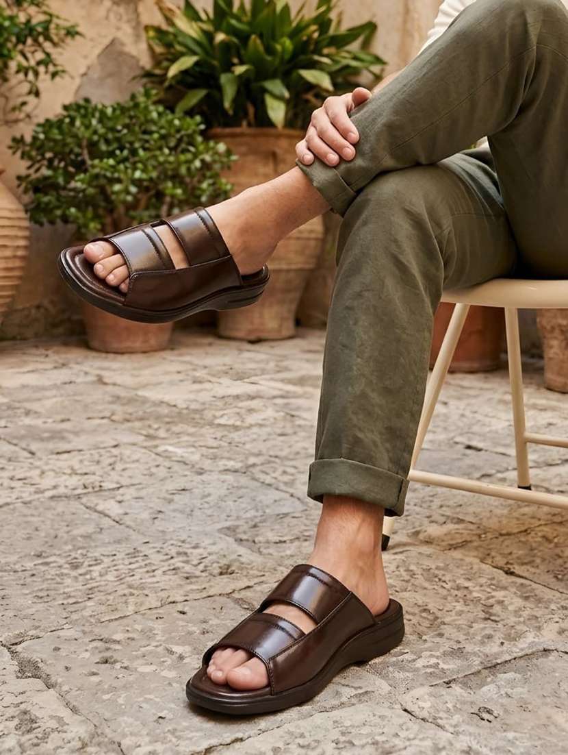 men solid slip on sandal - 22596241 -  Standard Image - 5