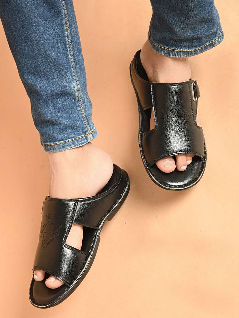 men textured slip on sandal - 22596242 -  Standard Image - 5