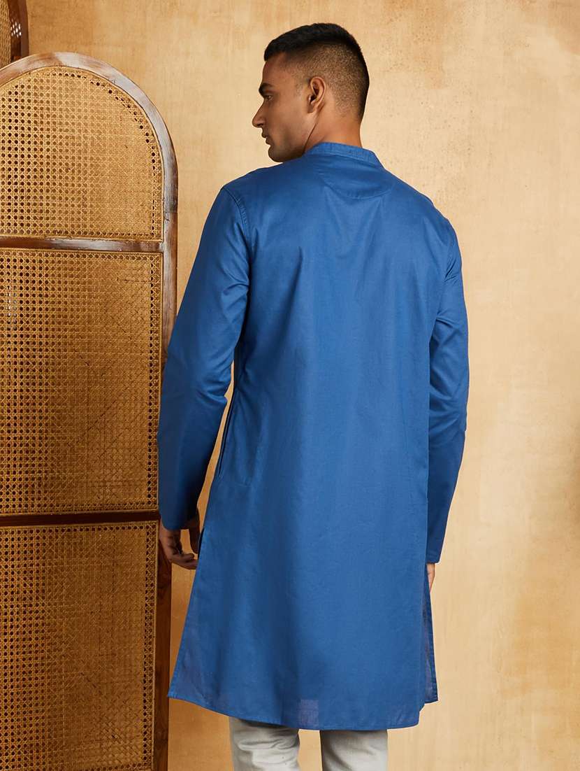 Men Solid Mandarin Neck Long Kurta - 22596677 -  Standard Image - 3