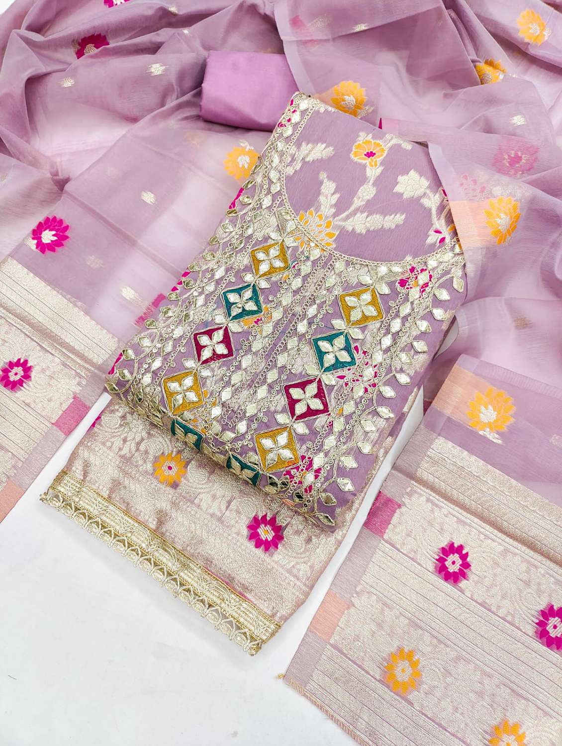 Women Self Design Unstitched Suit Set - 22597029 -  Standard Image - 3