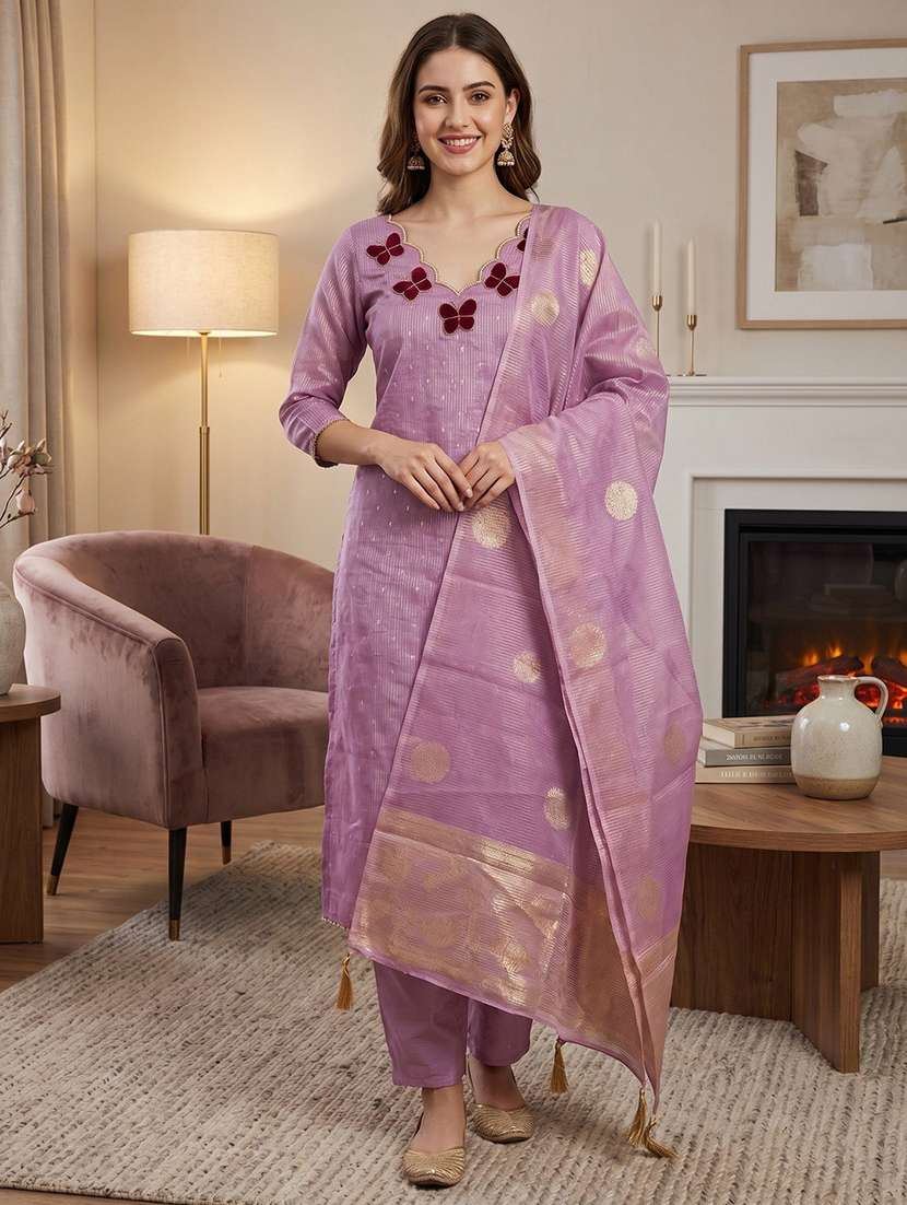 women striped unstitched suit set