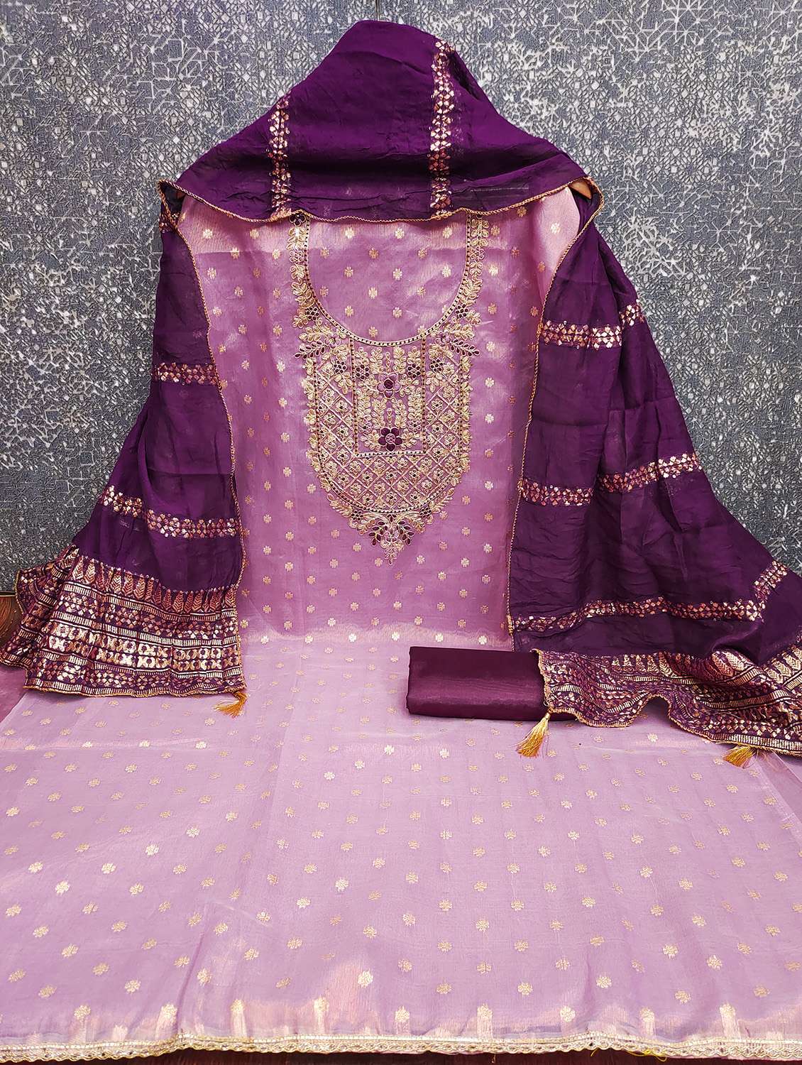 Women Self Design Unstitched Suit Set - 22597073 -  Standard Image - 3