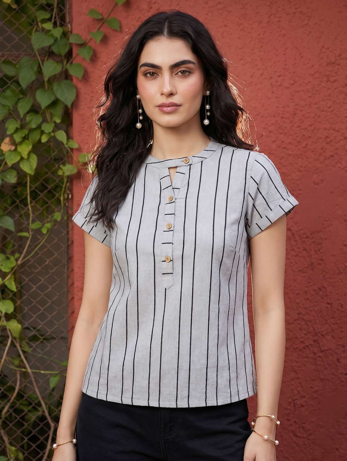 women striped short sleees regular top