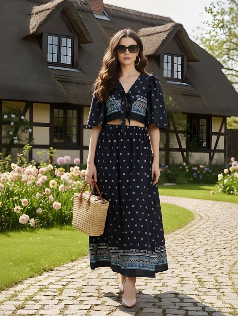 Women Printed Short Sleeves Top And Skirt Set - 22598069 -  Standard Image - 5