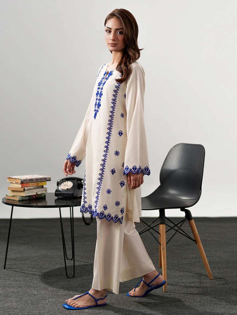 women embroidered long sleeves ethnic co-ord set - 22598084 -  Standard Image - 3