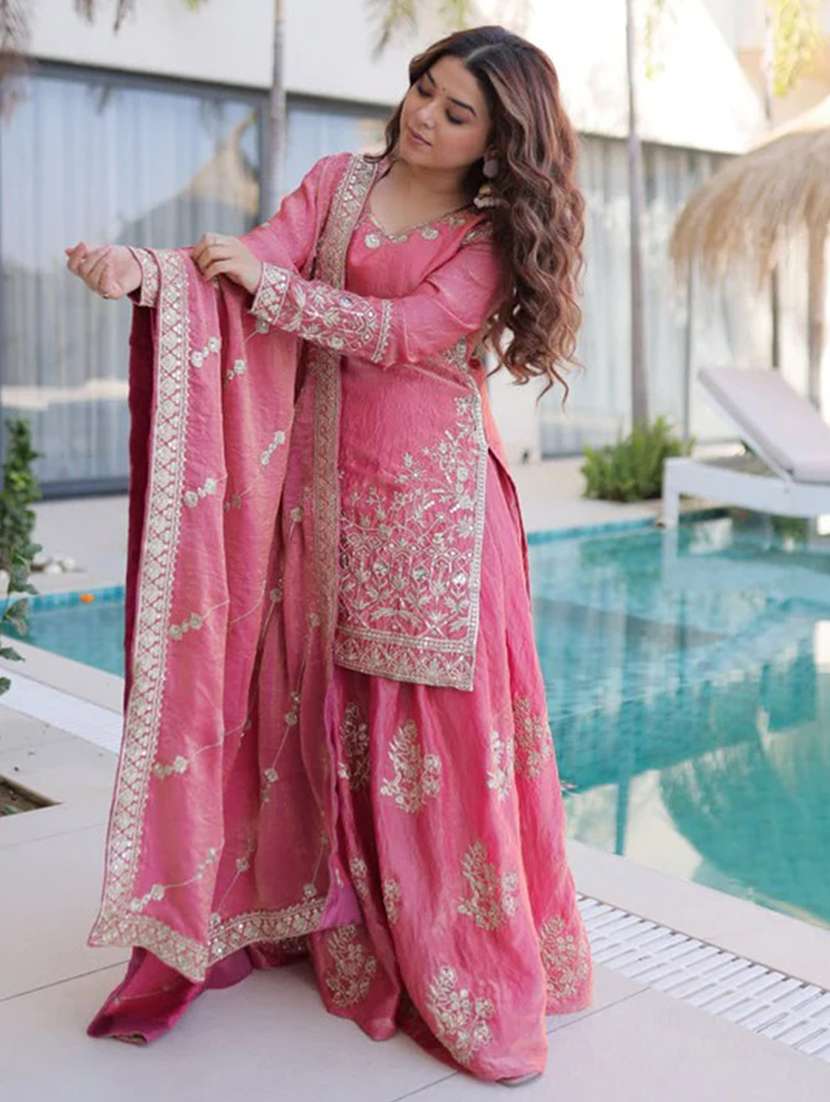 women embroidered long sleeves kurta palazzo set with dupatta - 22598092 -  Standard Image - 3