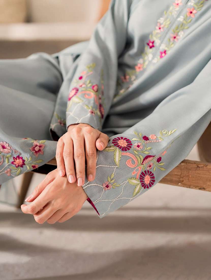 women embroidered long sleeves kurta pant set with dupatta - 22598099 -  Standard Image - 5