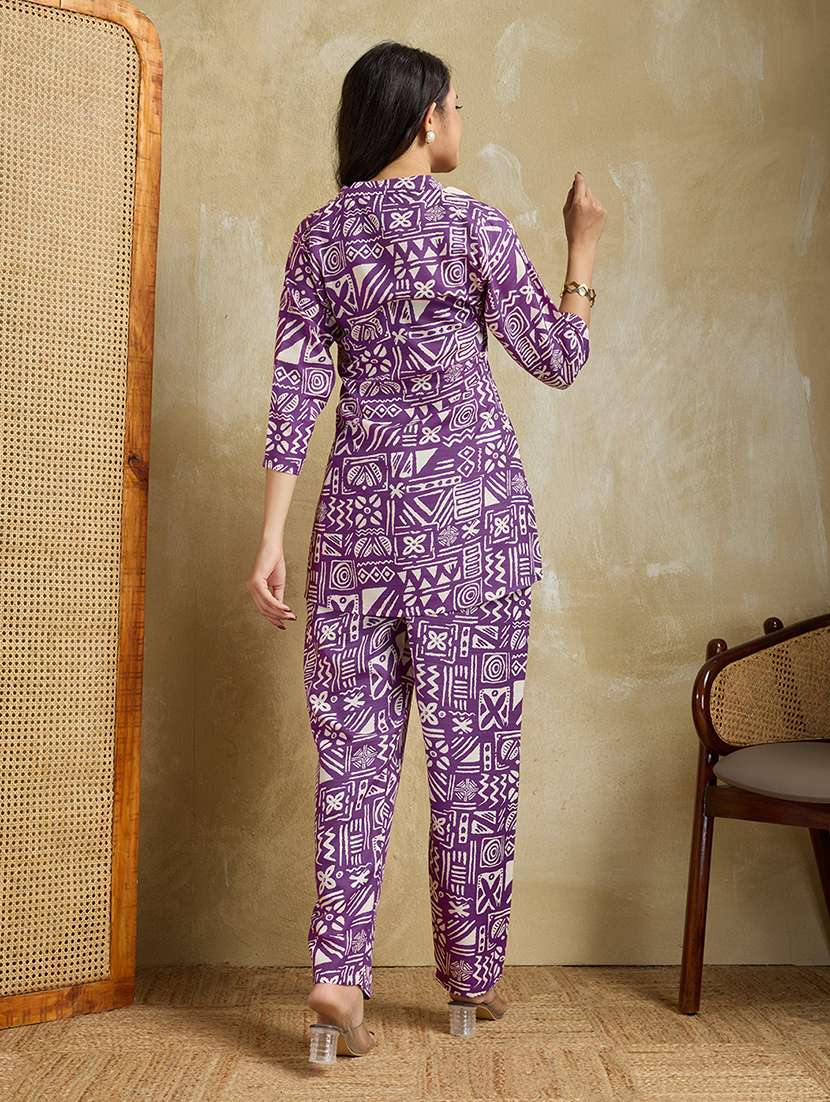 Women Printed Three Quarter Sleeves Ethnic Co-ord Set - 22598154 -  Standard Image - 3