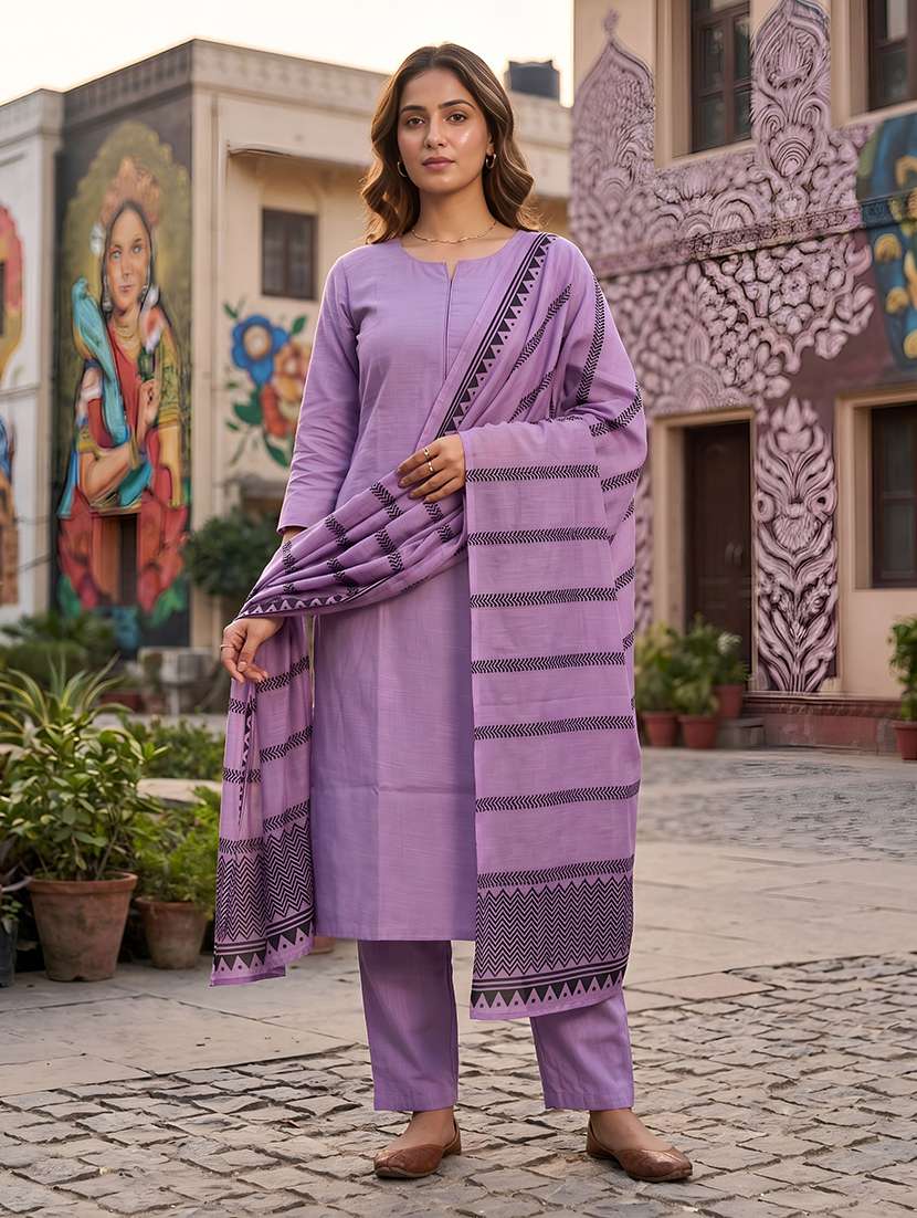 women solid three quarter sleeves kurta pant set with dupatta