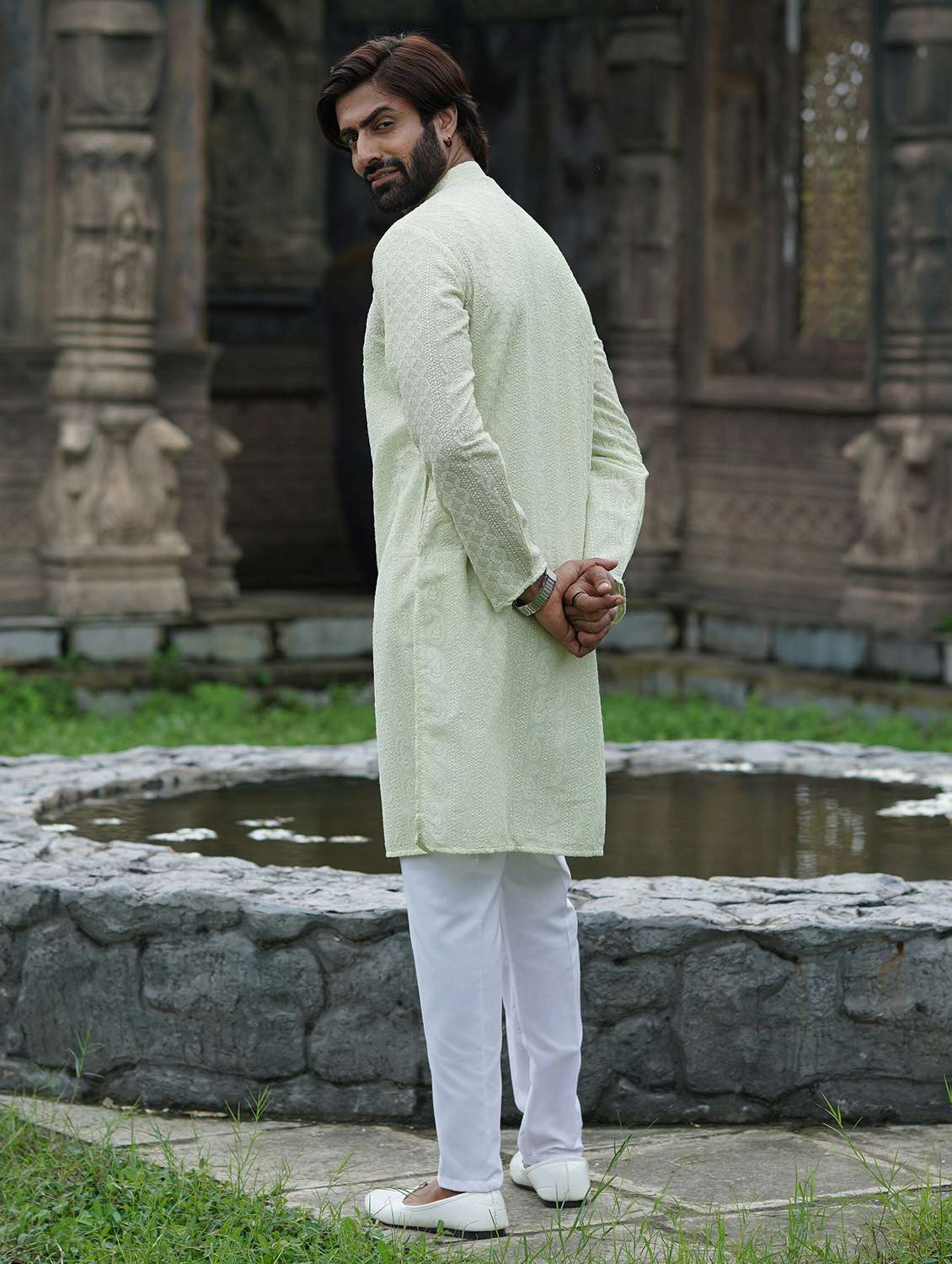 Men Solid With Work Mandarin Neck Long Kurta - 22599106 -  Standard Image - 3