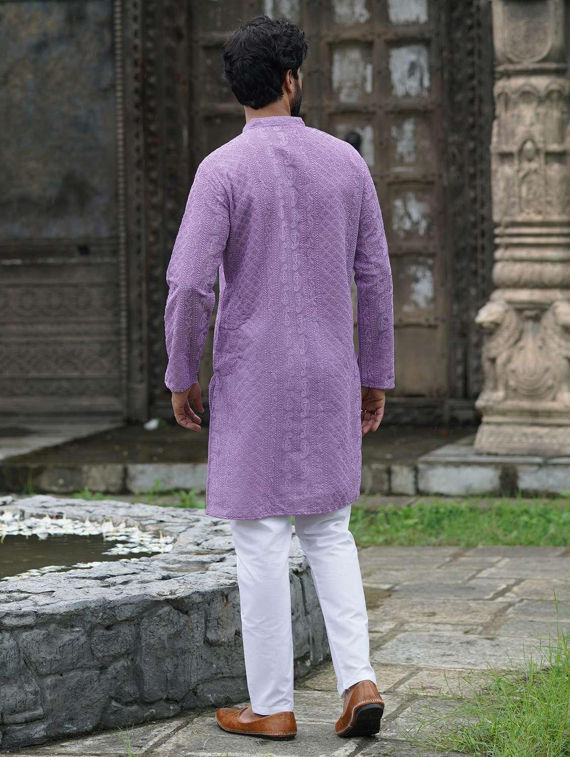 men solid with work mandarin neck long kurta - 22599144 -  Standard Image - 3