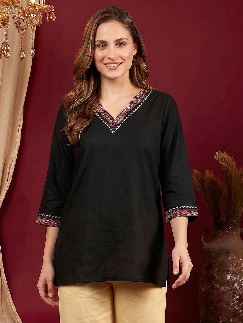 women solid three quarter sleeves straight kurti