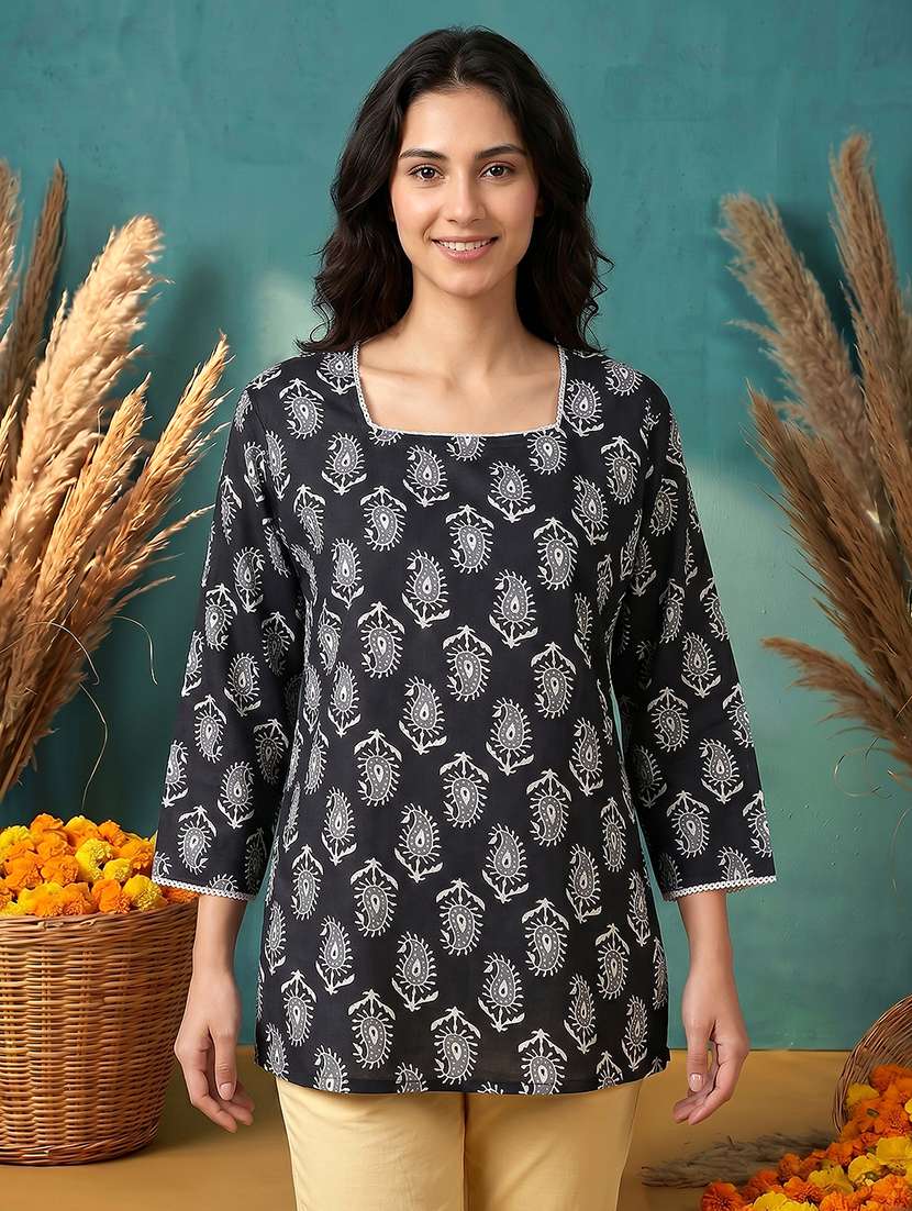 women printed three quarter sleeves straight kurti