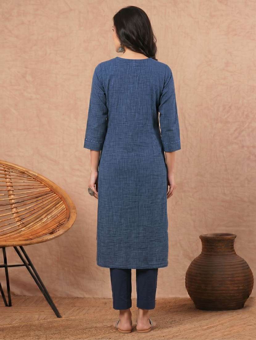 women self design three quarter sleeves straight kurta - 22601129 -  Standard Image - 3