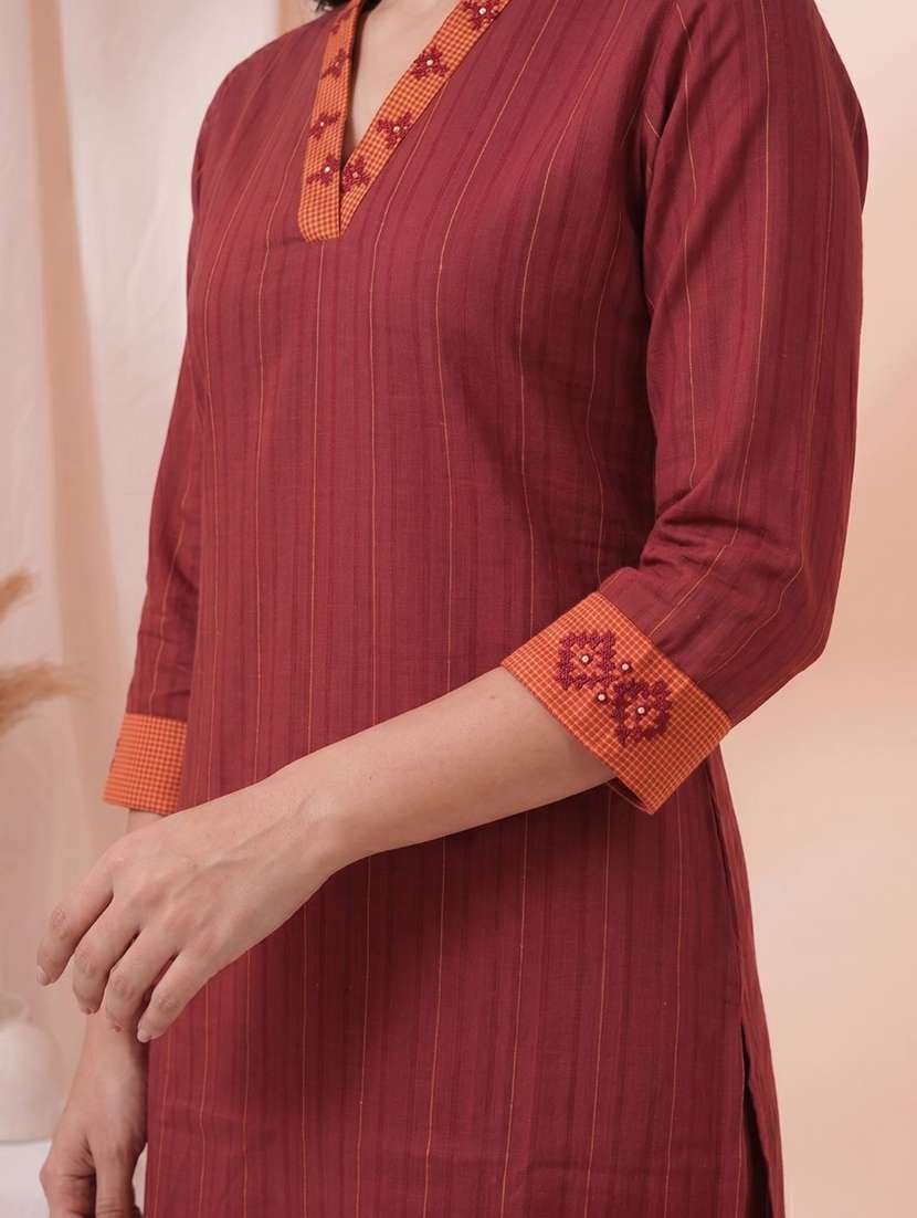 Women Printed Three Quarter Sleeves Straight Kurta - 22601137 -  Standard Image - 5