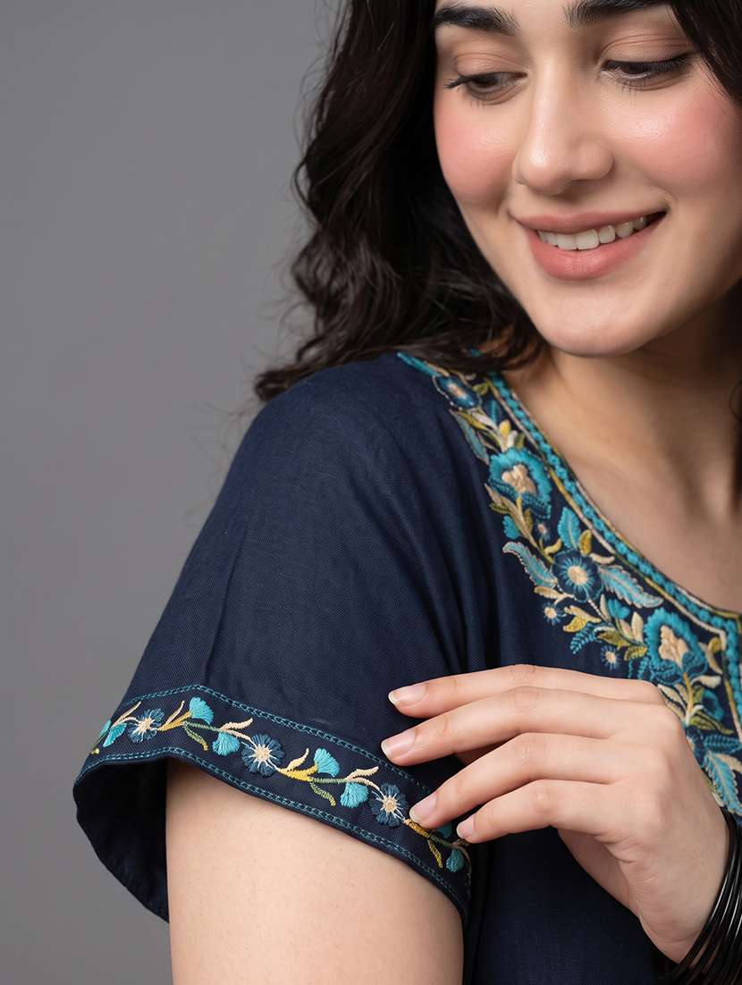 women embroidered short sleeves nighty - 22602490 -  Standard Image - 5
