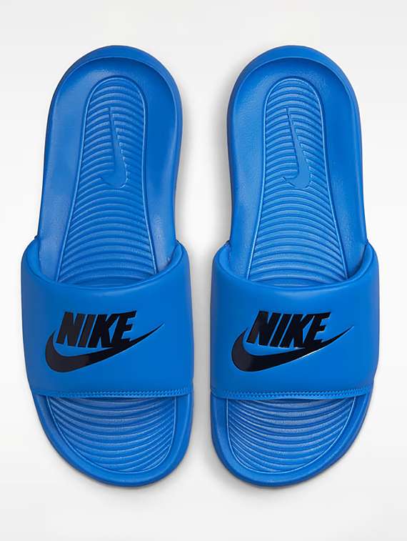 nike victori one slide