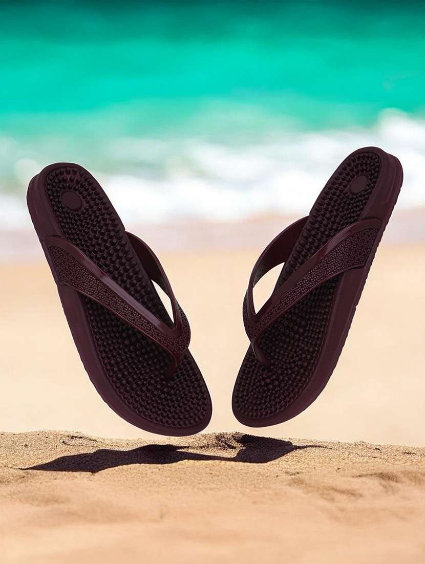 women textured toe separator flip flop