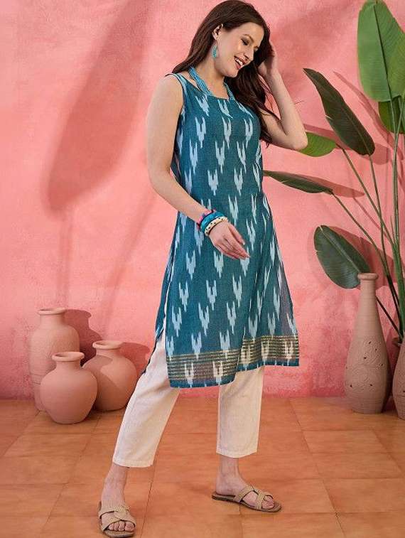 women printed sleeveless straight kurta