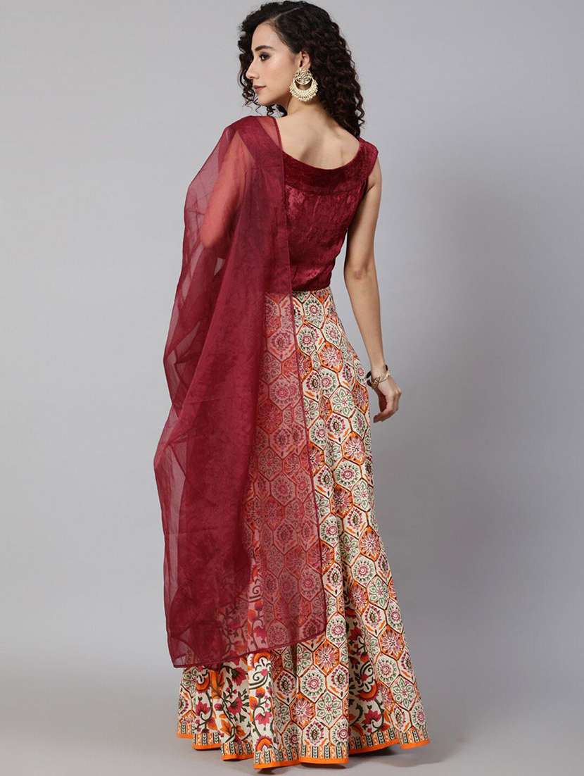 Women Printed Sleeveless Lehenga Choli Set - 22603126 -  Standard Image - 3