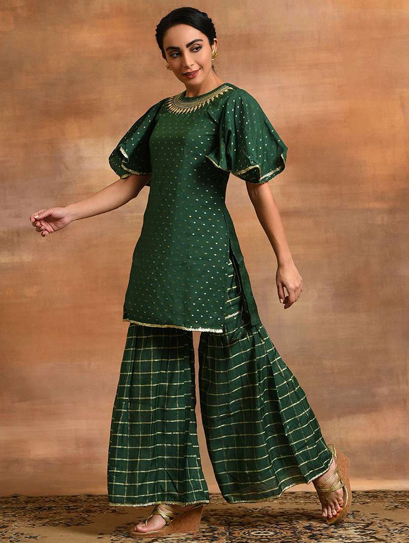 Women Printed Flared Sleeves Kurta Sharara Set - 22603584 -  Standard Image - 3