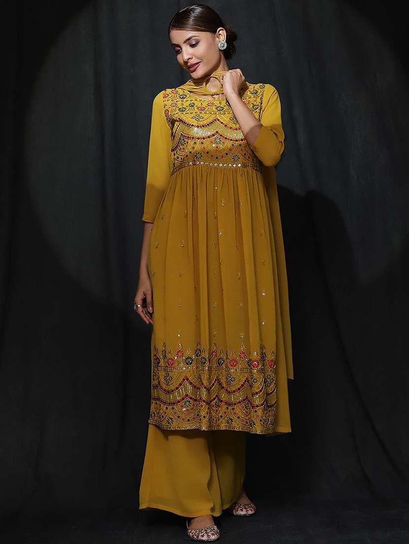 women embroidered three quarter sleeves kurta palazzo set with dupatta